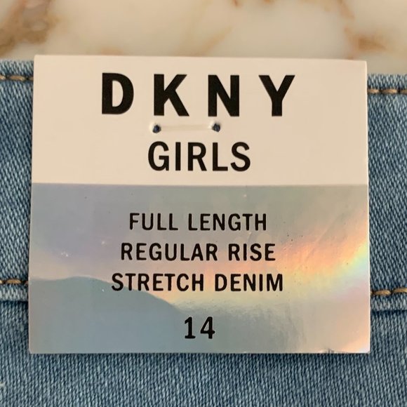 DKNY Stretch Denim Girl Shorts - NWT - Picture 4 of 5